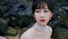 谁爆料杨紫吃蛋糕的视频,蛋糕盛宴背后的温馨瞬间