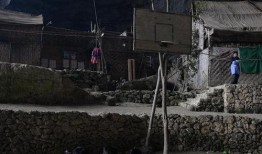 中国喧嚣 在线观看,在线全景展现